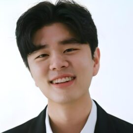 Mika Lee's Headshot